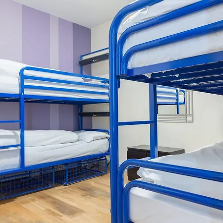 The Times - Camden Place Auberge de jeunesse Dublin