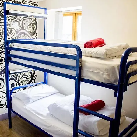 بيت شباب The Times - Camden Place