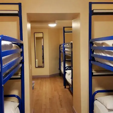 بيت شباب The Times - Camden Place