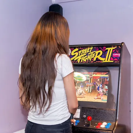 بيت شباب The Times - Camden Place