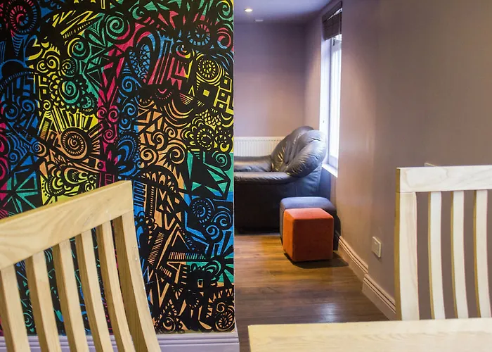 The Times - Camden Place Hostel *